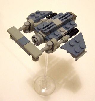 Illustration for article titled Using Hundreds of LEGO Star Wars Mini-Spaceships to Create Huge Battles